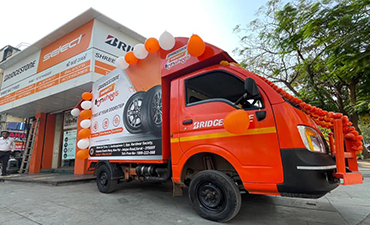 Shree Sai Tyres-launches SELECT ON WHEELS